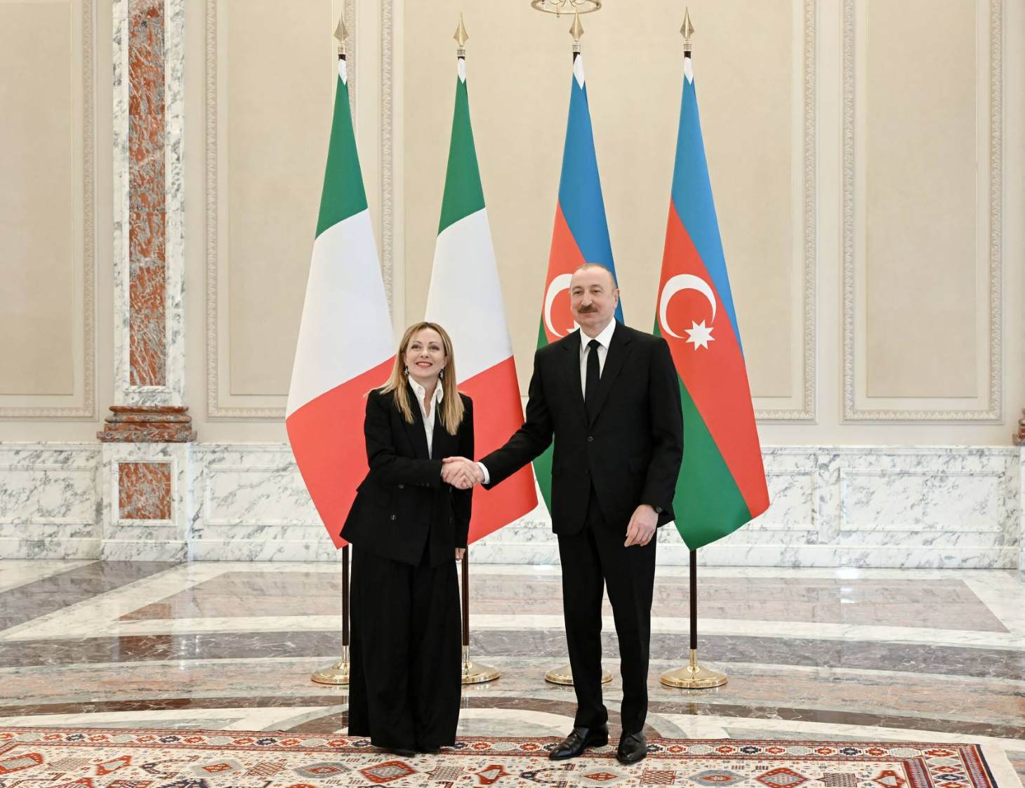 İtaliya Nazirlər Şurasının sədri Corca Meloni Azərbaycana səfər edib Xeber basligi